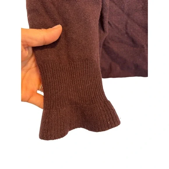 Sundance Burgundy Ruffle V Neck, Ruffle Cuff, Cashmere Sweater Women's XL - Picture 4 of 5
